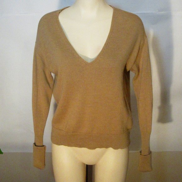 Aritzia Wilfred 100% Merino Wool Women's Sweater Sandy Beige V neck Size Small - Picture 1 of 9